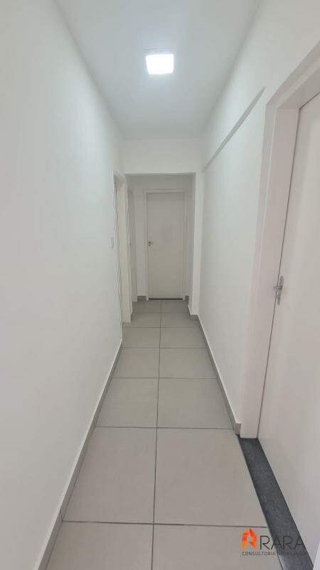 Apartamento para alugar com 2 quartos, 83m² - Foto 9