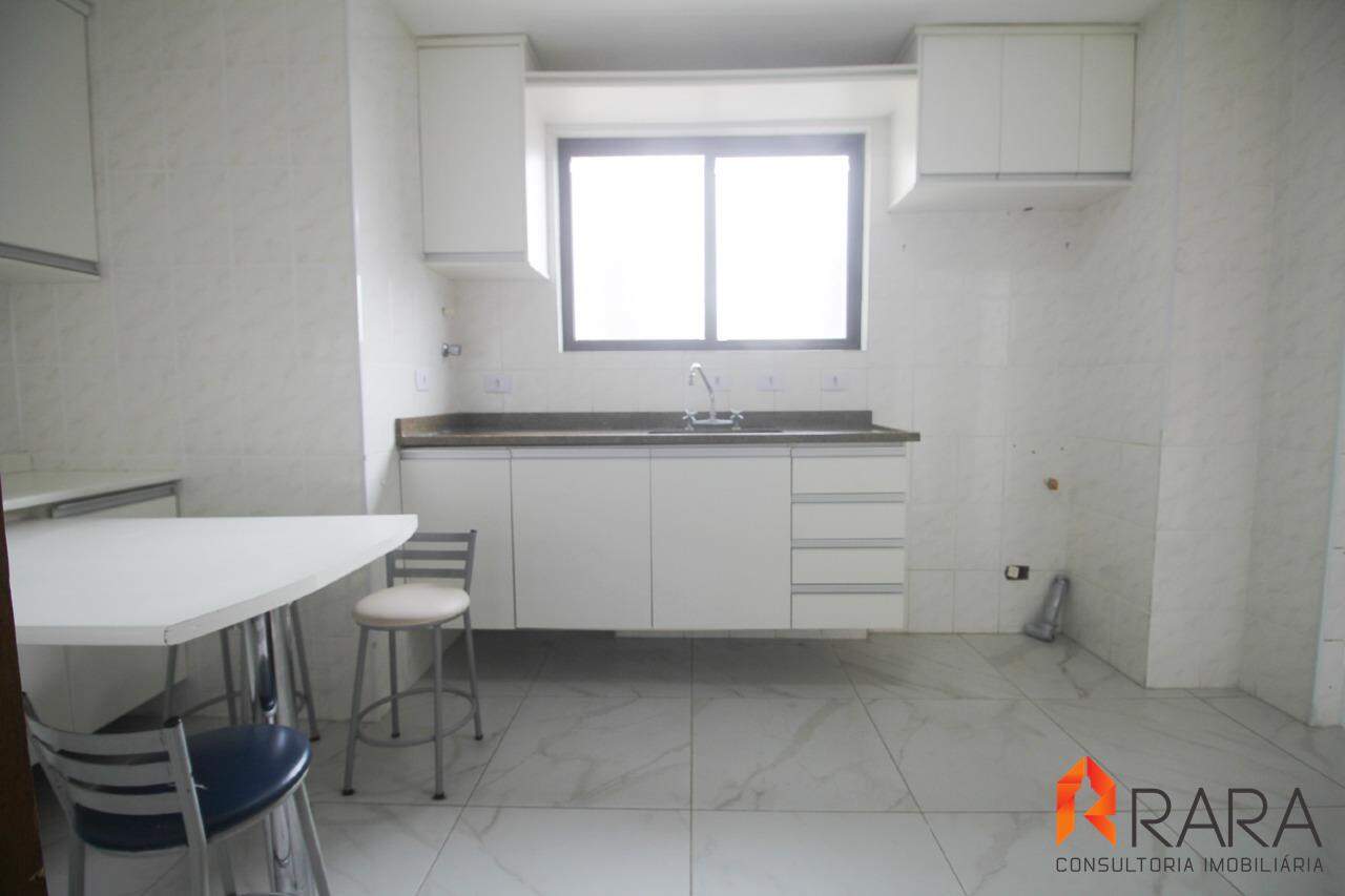 Apartamento para alugar com 2 quartos, 80m² - Foto 4