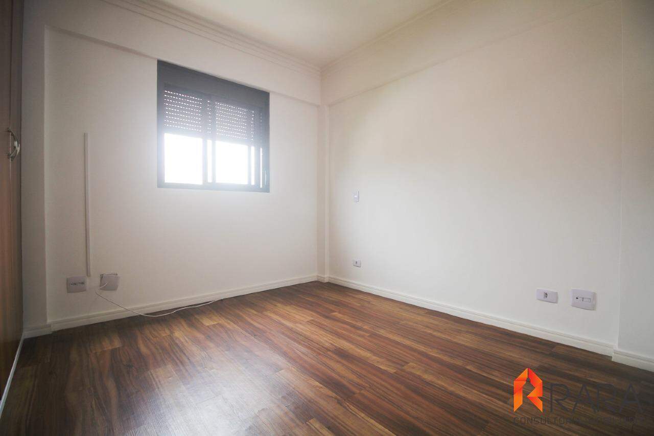 Apartamento para alugar com 2 quartos, 80m² - Foto 9