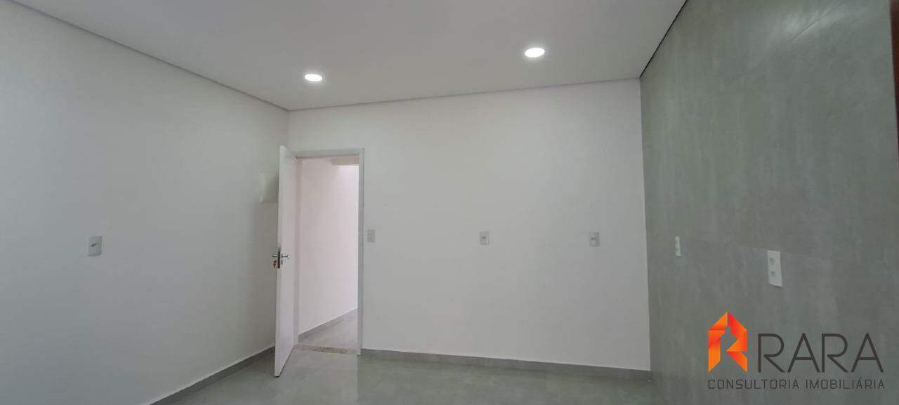 Casa para alugar com 3 quartos, 99m² - Foto 2