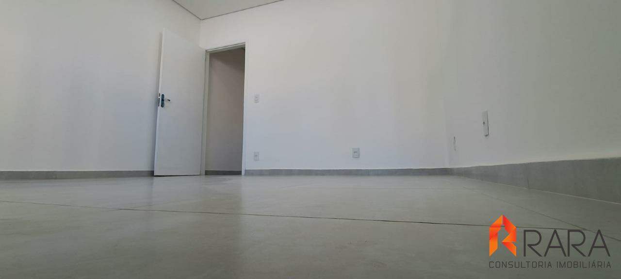 Casa para alugar com 3 quartos, 99m² - Foto 11