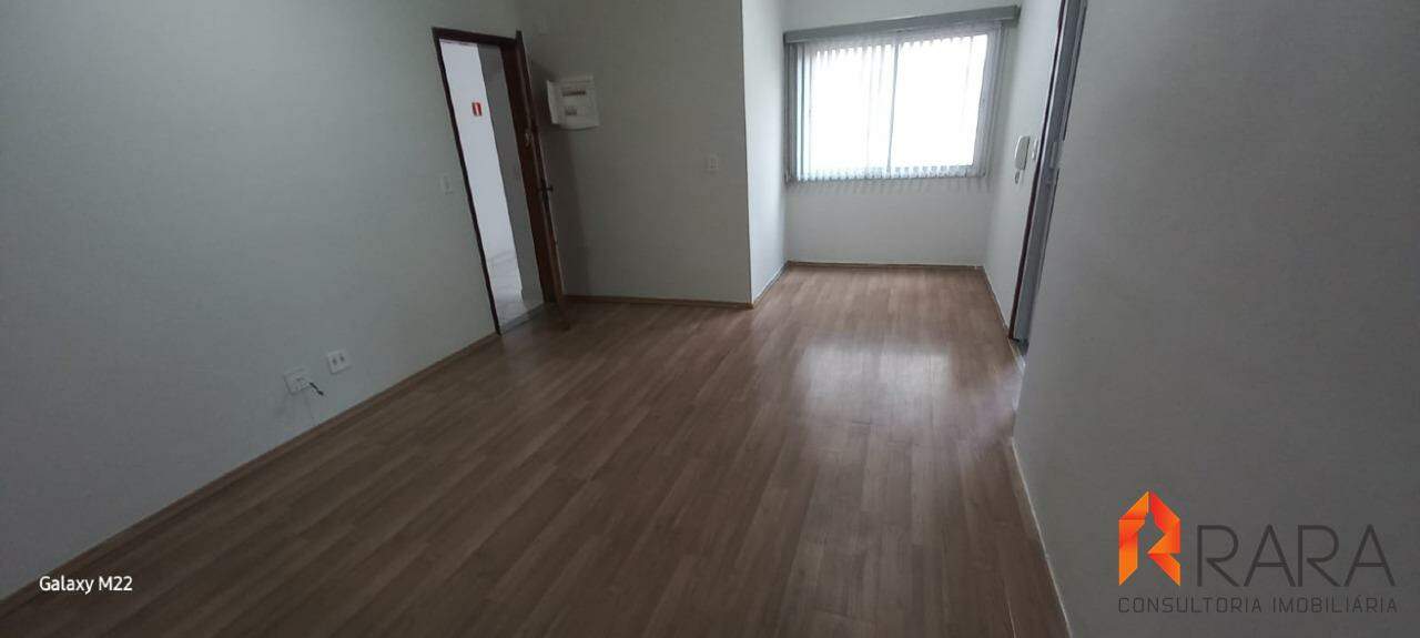 Apartamento para alugar com 3 quartos, 84m² - Foto 1