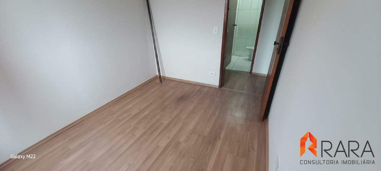 Apartamento para alugar com 3 quartos, 84m² - Foto 11