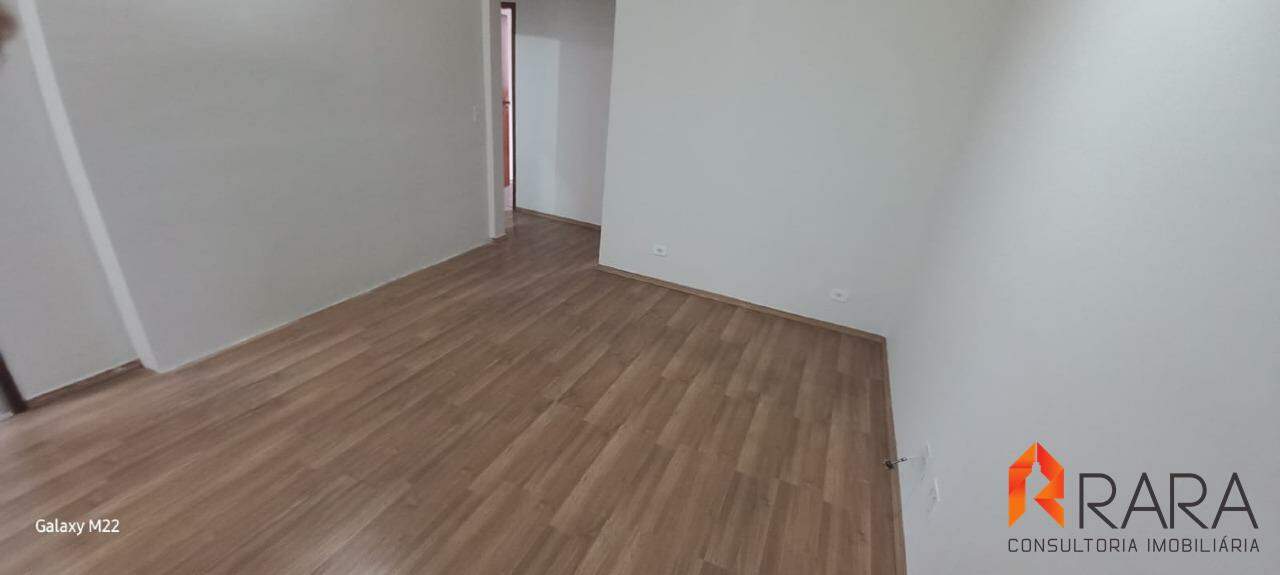 Apartamento para alugar com 3 quartos, 84m² - Foto 3