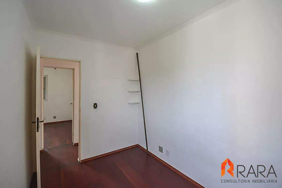 Apartamento para alugar com 3 quartos, 70m² - Foto 13