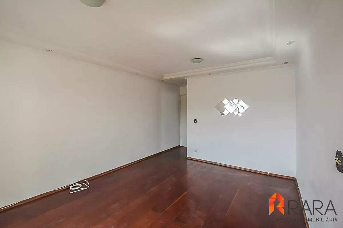 Apartamento para alugar com 3 quartos, 70m² - Foto 3