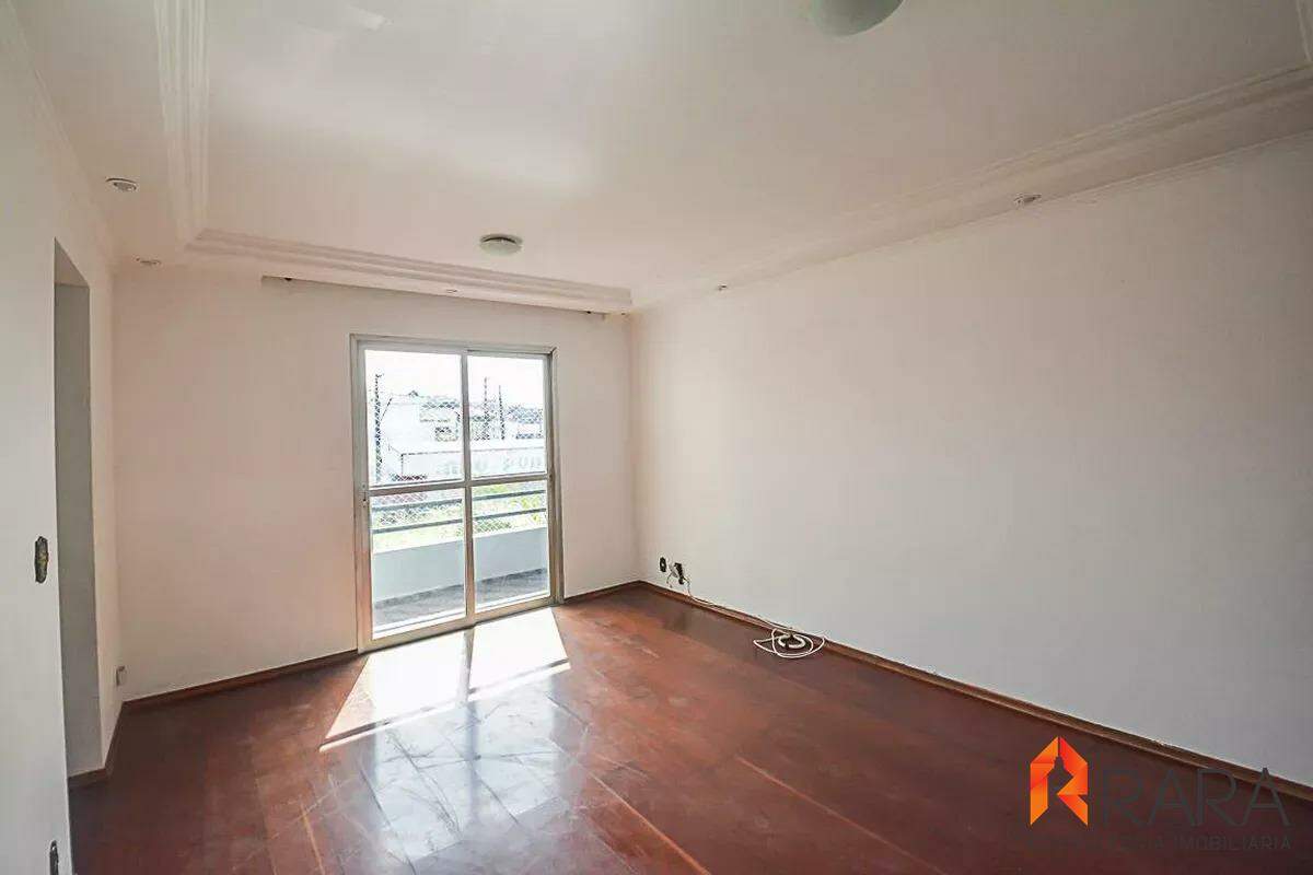 Apartamento para alugar com 3 quartos, 70m² - Foto 2