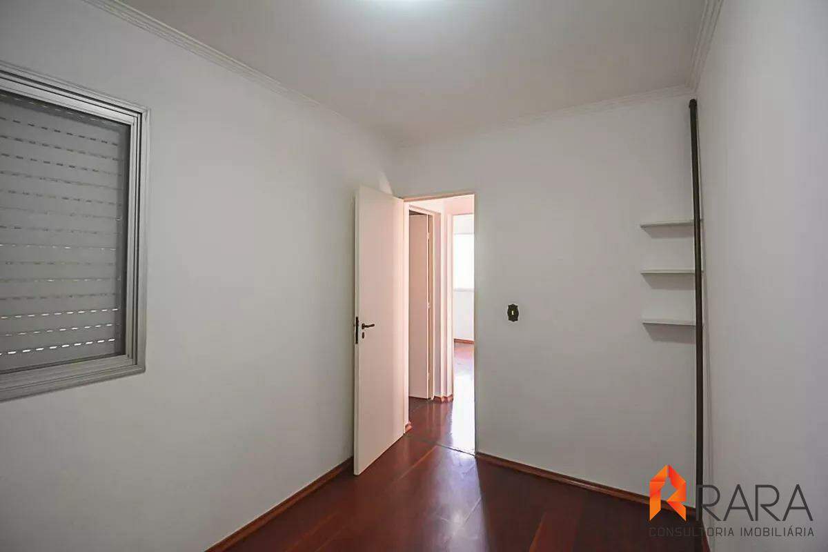 Apartamento para alugar com 3 quartos, 70m² - Foto 12