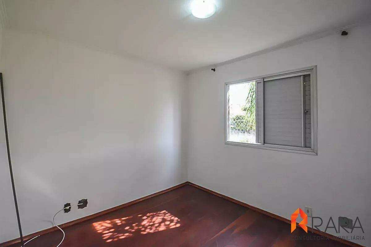 Apartamento para alugar com 3 quartos, 70m² - Foto 8