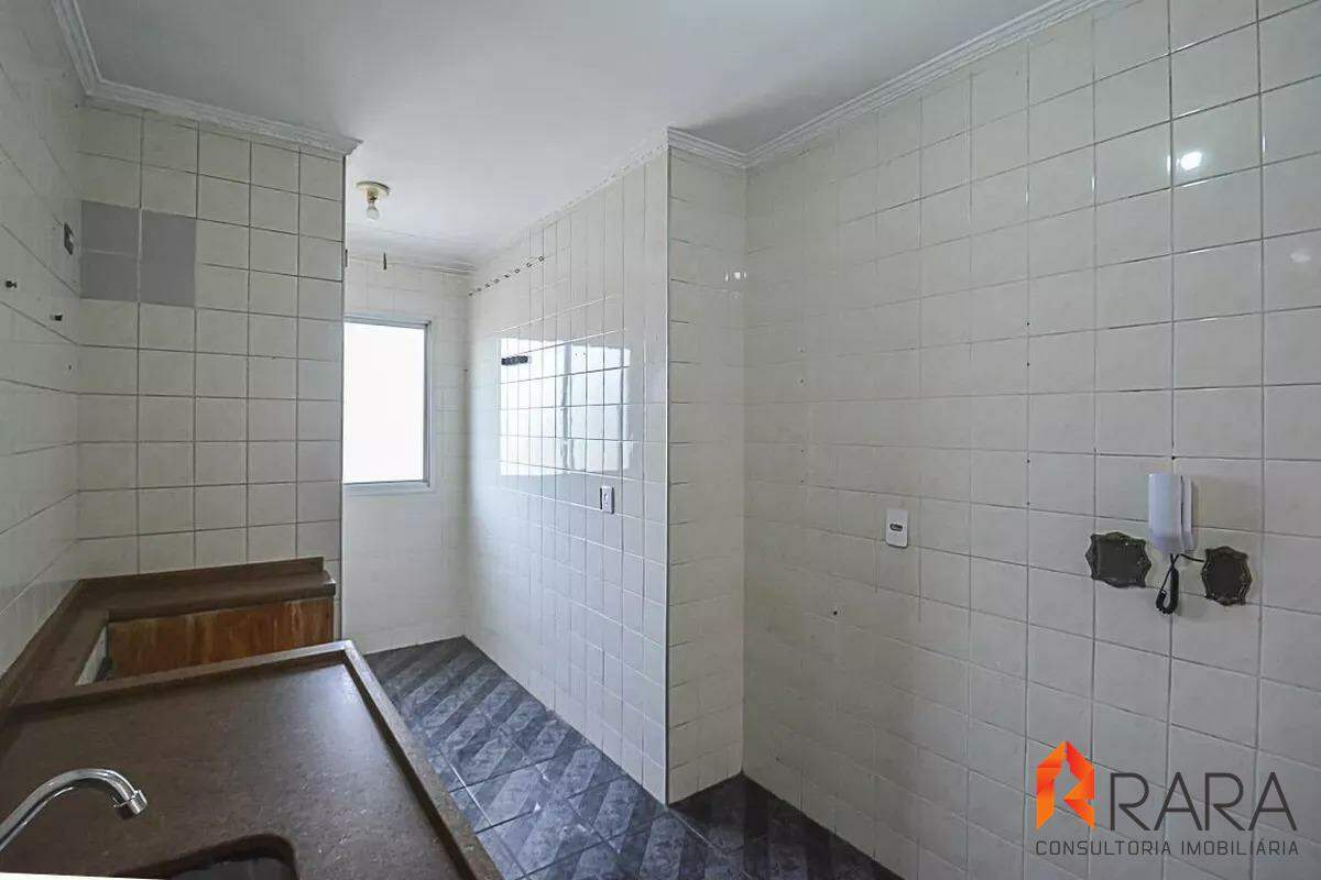 Apartamento para alugar com 3 quartos, 70m² - Foto 5