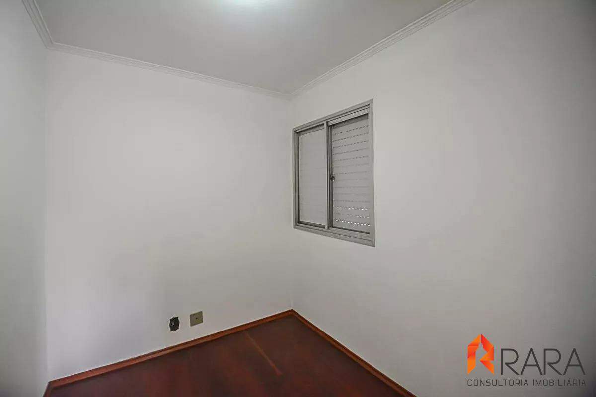 Apartamento para alugar com 3 quartos, 70m² - Foto 11