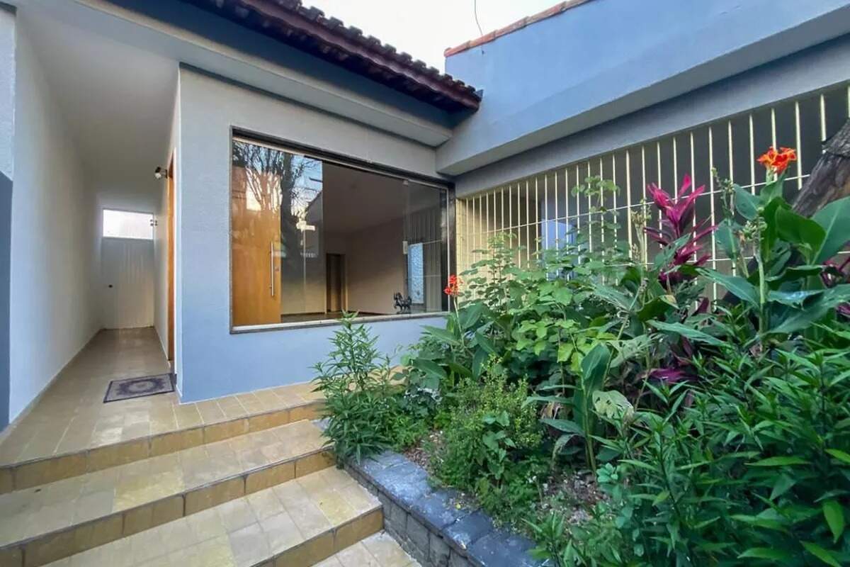 Casa, 3 quartos, 200 m² - Foto 1