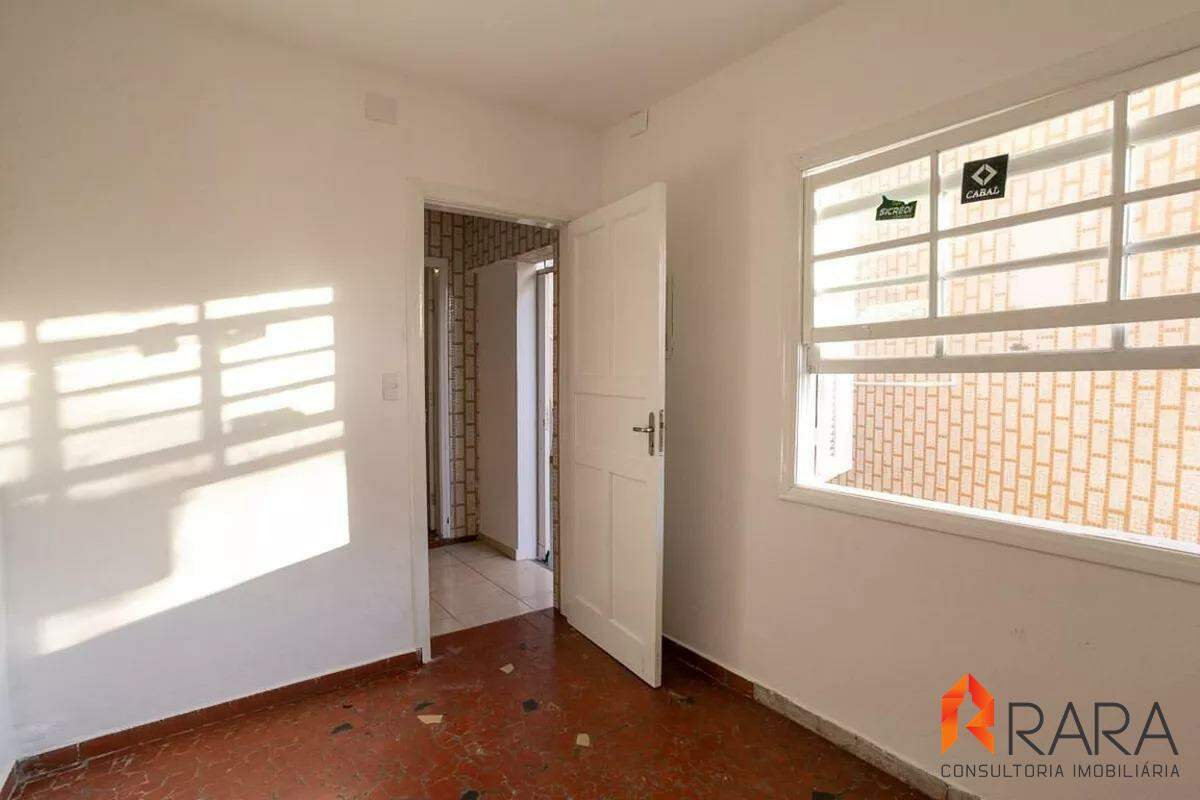 Casa para alugar com 3 quartos, 200m² - Foto 18