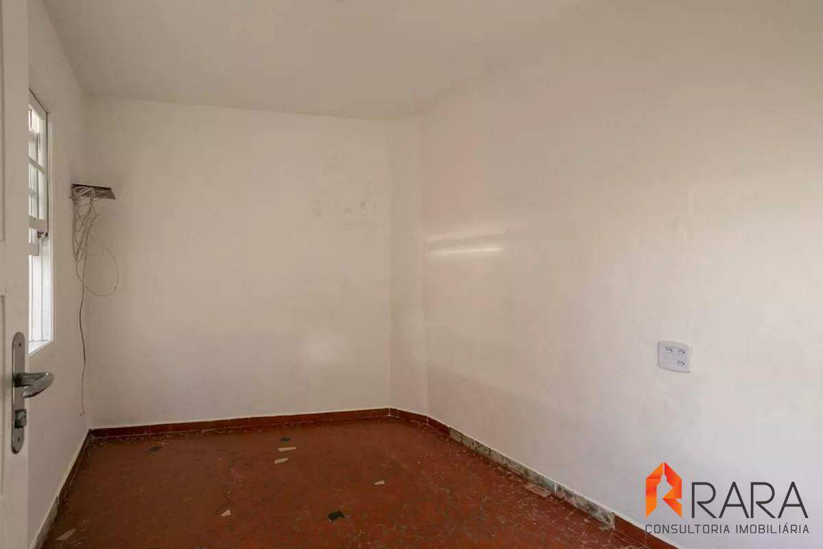 Casa para alugar com 3 quartos, 200m² - Foto 19