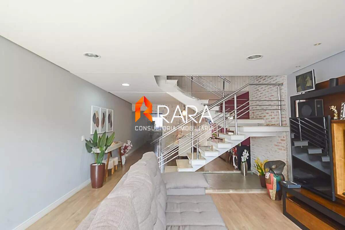 Sobrado, 3 quartos, 250 m² - Foto 1