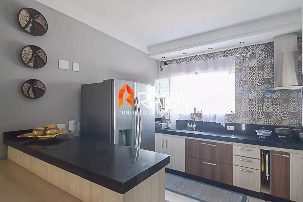 Sobrado, 3 quartos, 250 m² - Foto 2