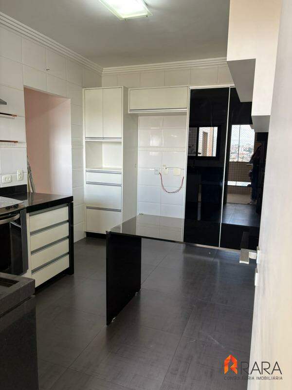 Cobertura, 3 quartos, 240 m² - Foto 5