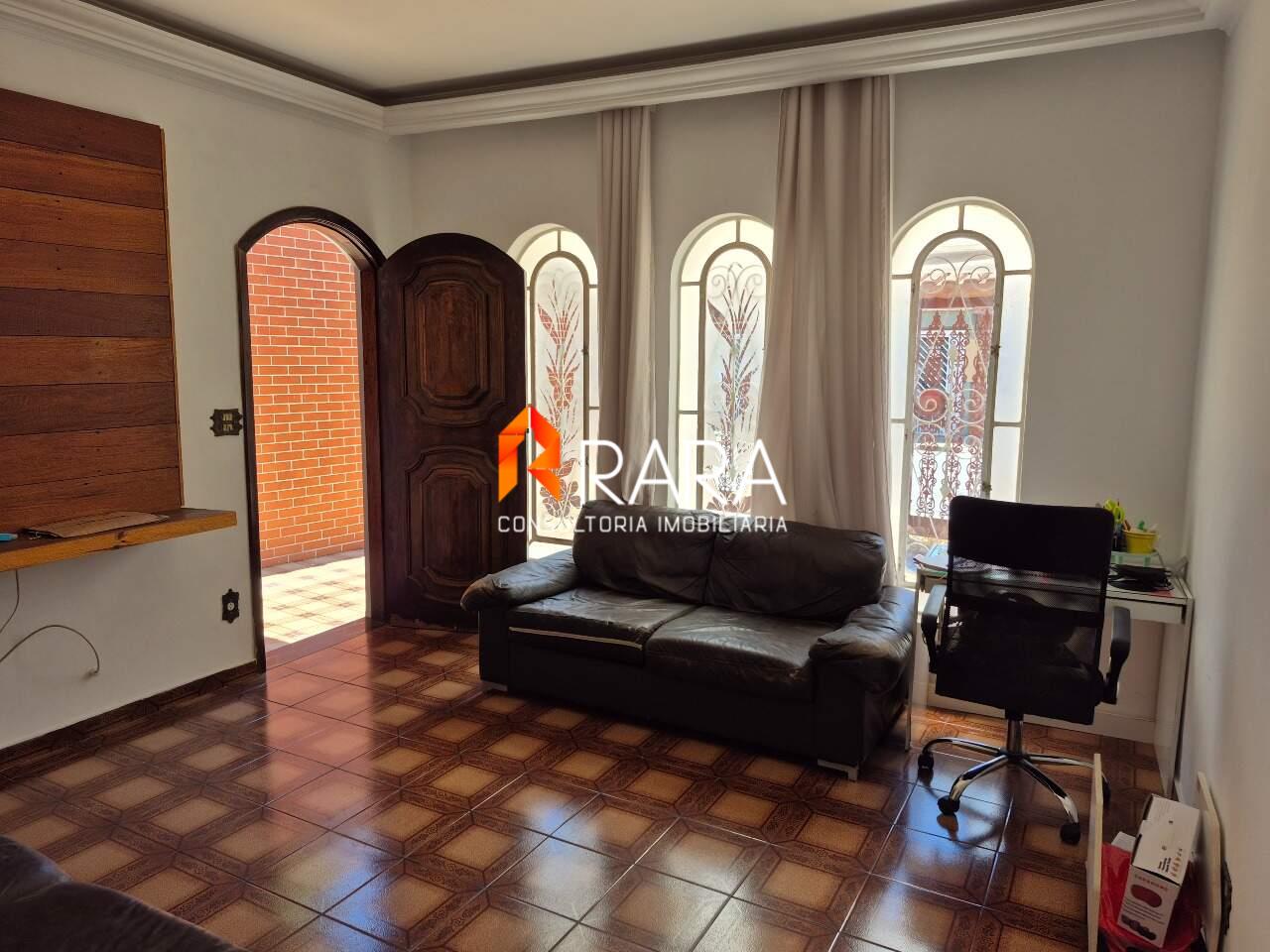 Casa, 3 quartos, 254 m² - Foto 1