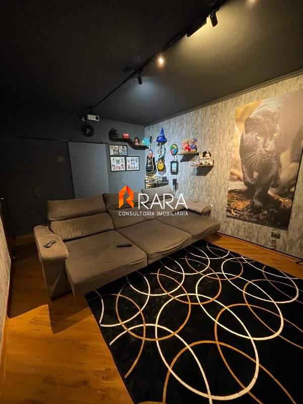 Sobrado, 4 quartos, 215 m² - Foto 1