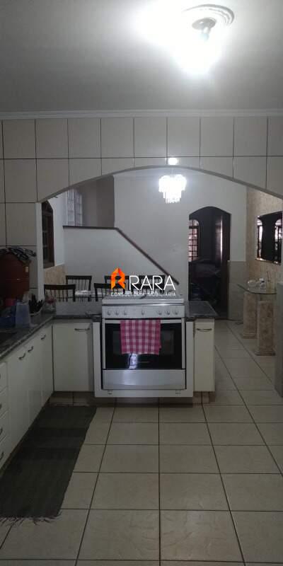 Sobrado, 4 quartos, 183 m² - Foto 1