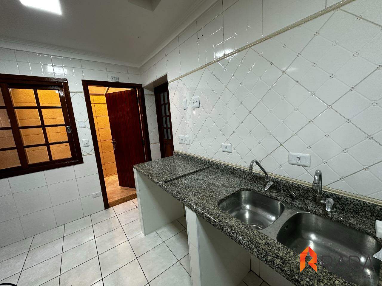 Sobrado, 6 quartos, 380 m² - Foto 5