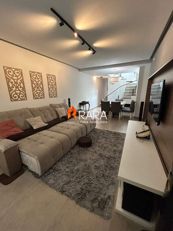 Sobrado, 4 quartos, 250 m² - Foto 1