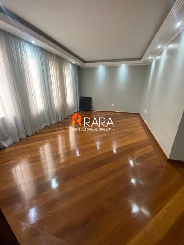 Casa, 3 quartos, 280 m² - Foto 1