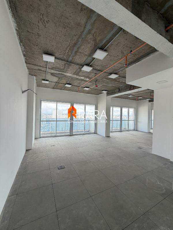 Sala-Conjunto, 325 m² - Foto 1