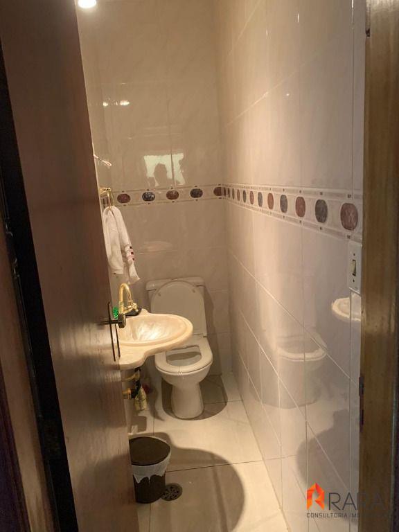 Sobrado à venda com 4 quartos, 230m² - Foto 6