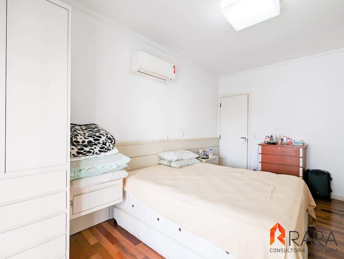 Apartamento à venda com 4 quartos, 252m² - Foto 14