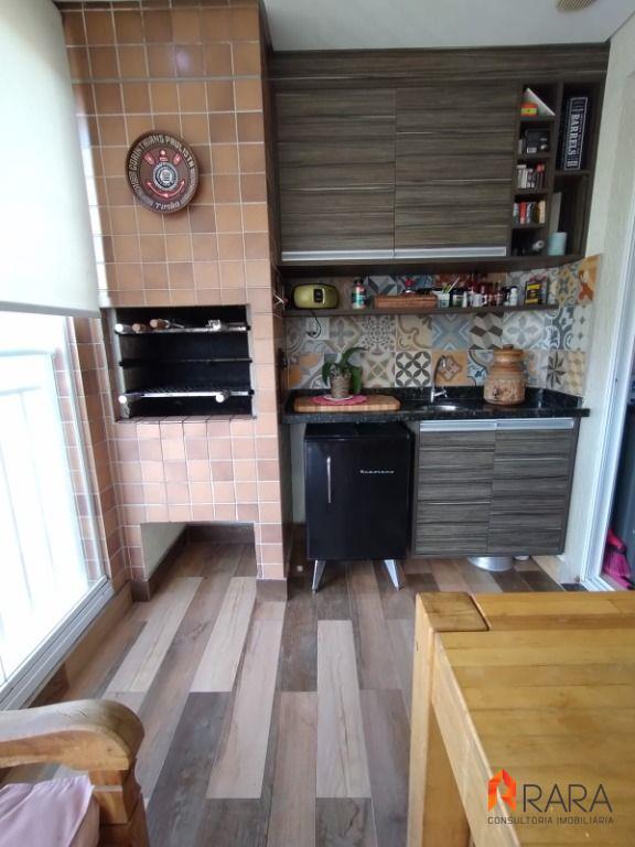 Apartamento à venda com 2 quartos, 70m² - Foto 4