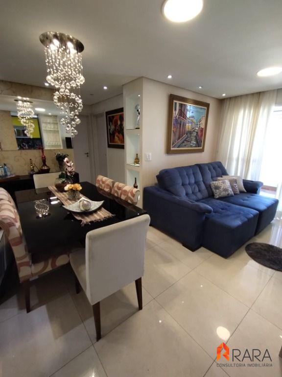 Apartamento à venda com 2 quartos, 70m² - Foto 1