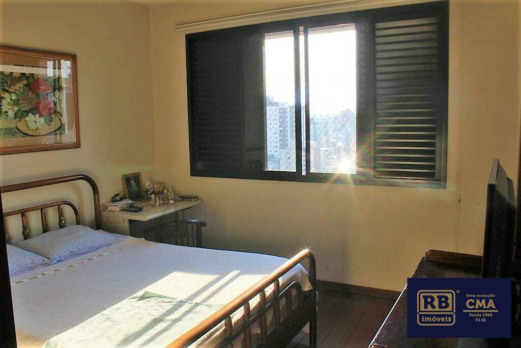 Apartamento à venda com 4 quartos, 140m² - Foto 8