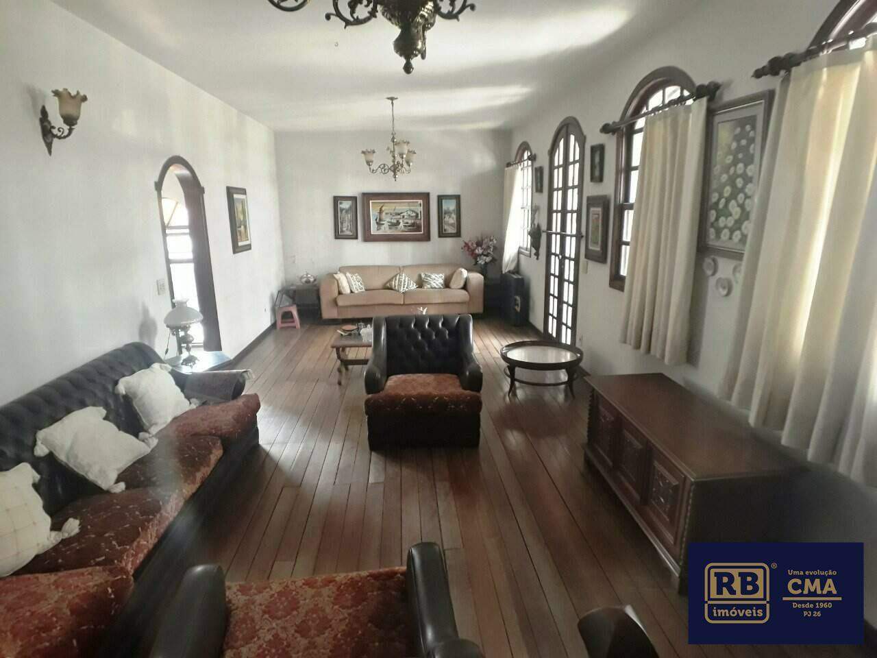 Casa à venda com 3 quartos, 360m² - Foto 8