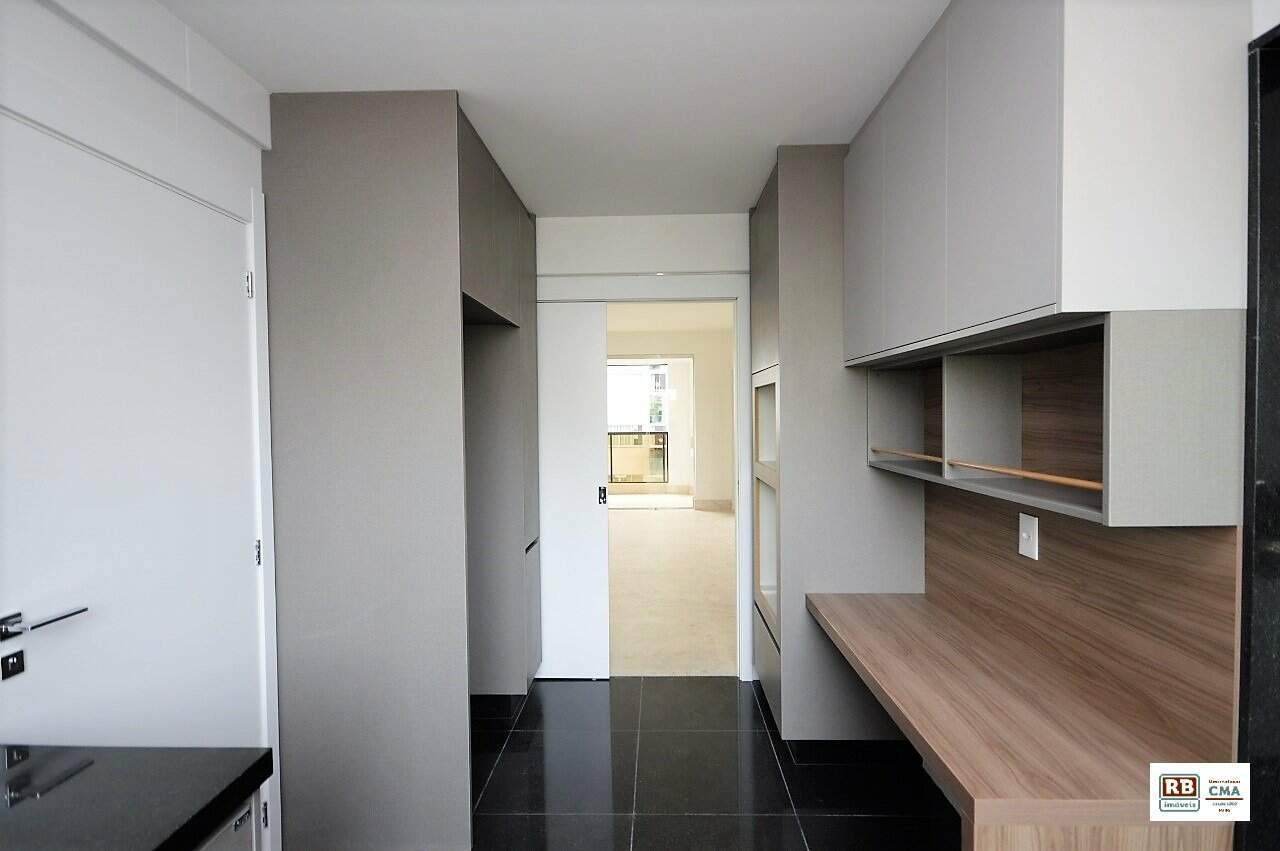 Apartamento à venda com 4 quartos, 140m² - Foto 15