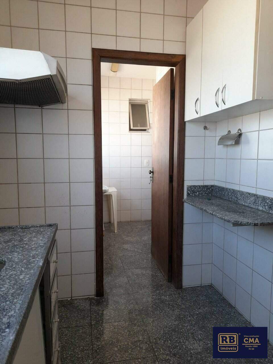 Apartamento à venda com 3 quartos, 170m² - Foto 4