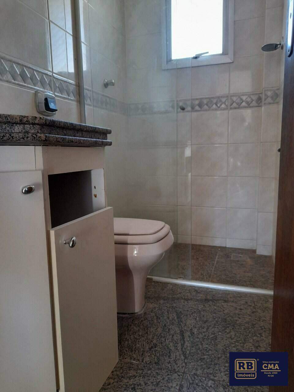 Apartamento à venda com 3 quartos, 170m² - Foto 5