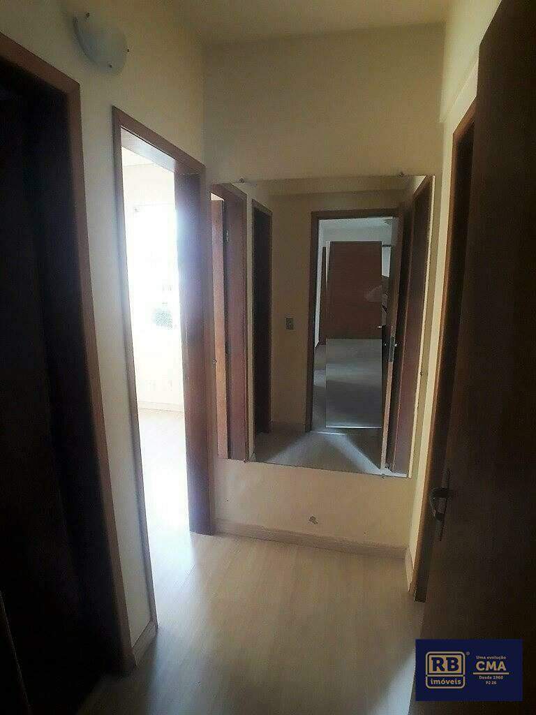 Apartamento à venda com 2 quartos, 75m² - Foto 11