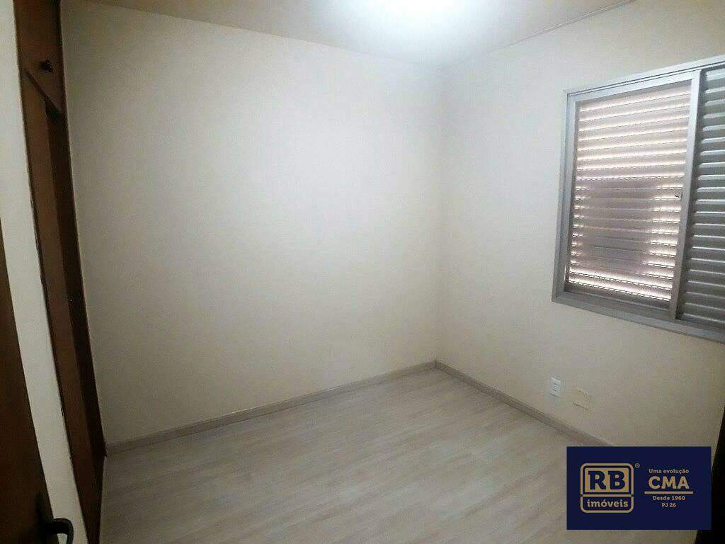 Apartamento à venda com 2 quartos, 75m² - Foto 14