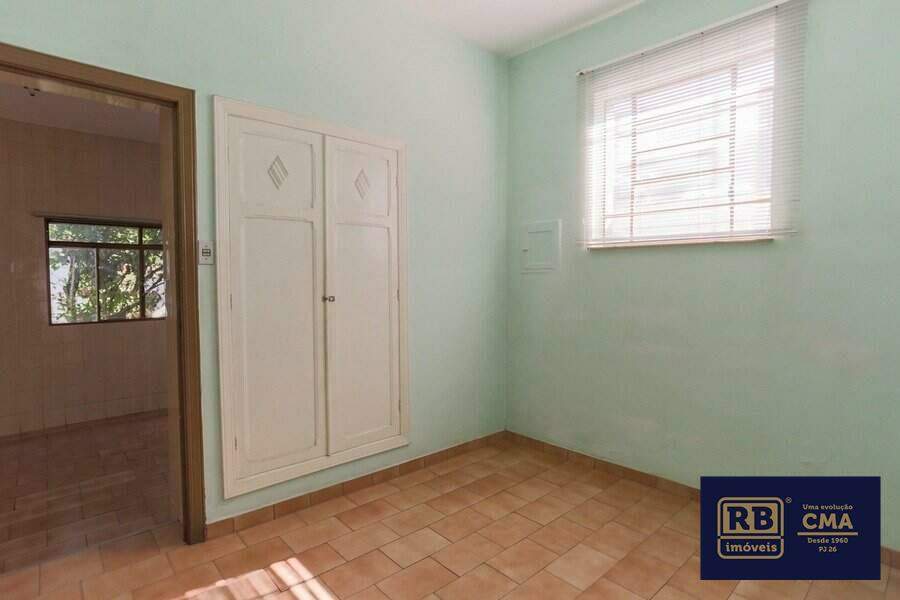 Casa à venda com 5 quartos, 201m² - Foto 4