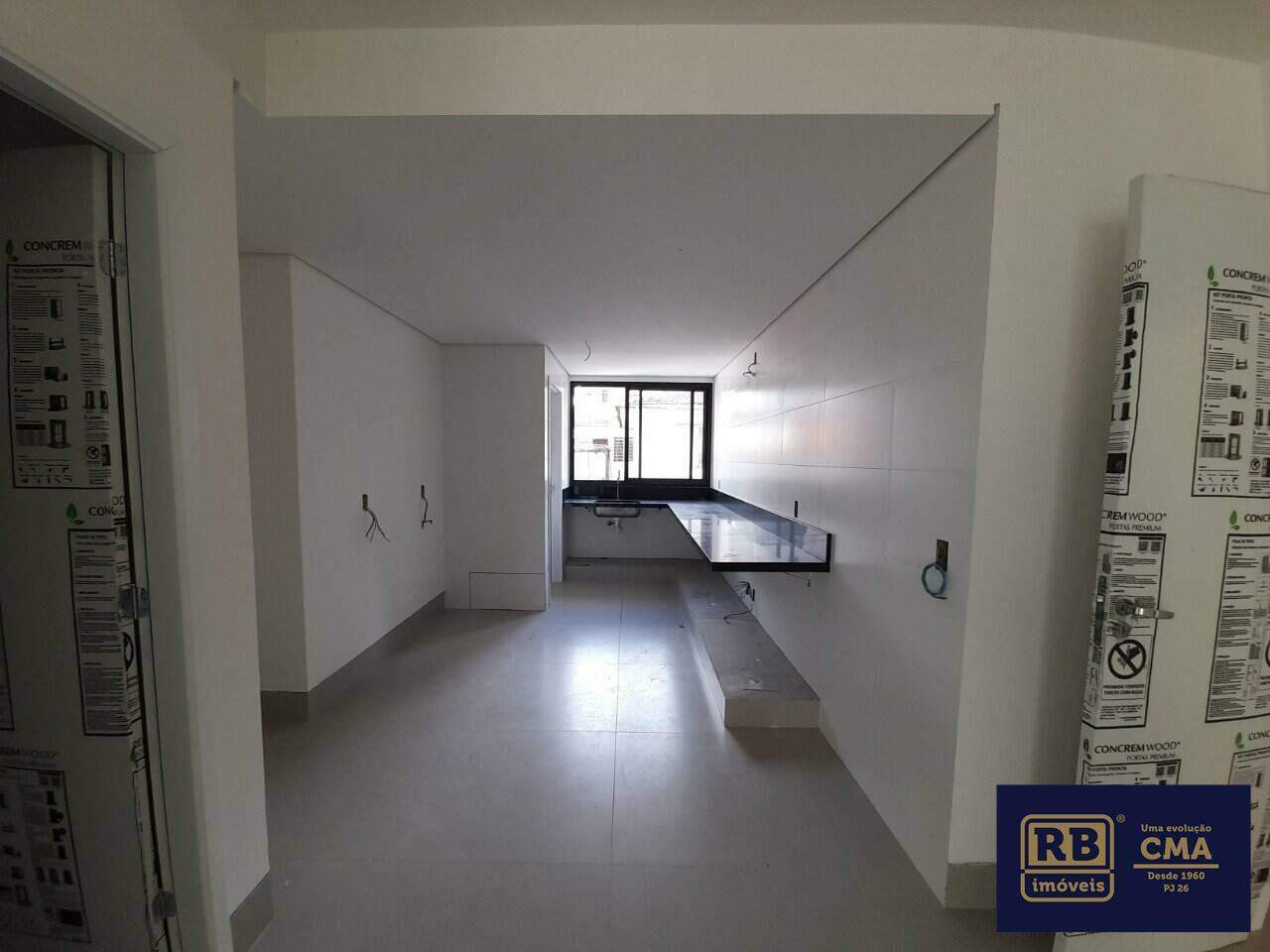 Apartamento à venda com 4 quartos, 142m² - Foto 5