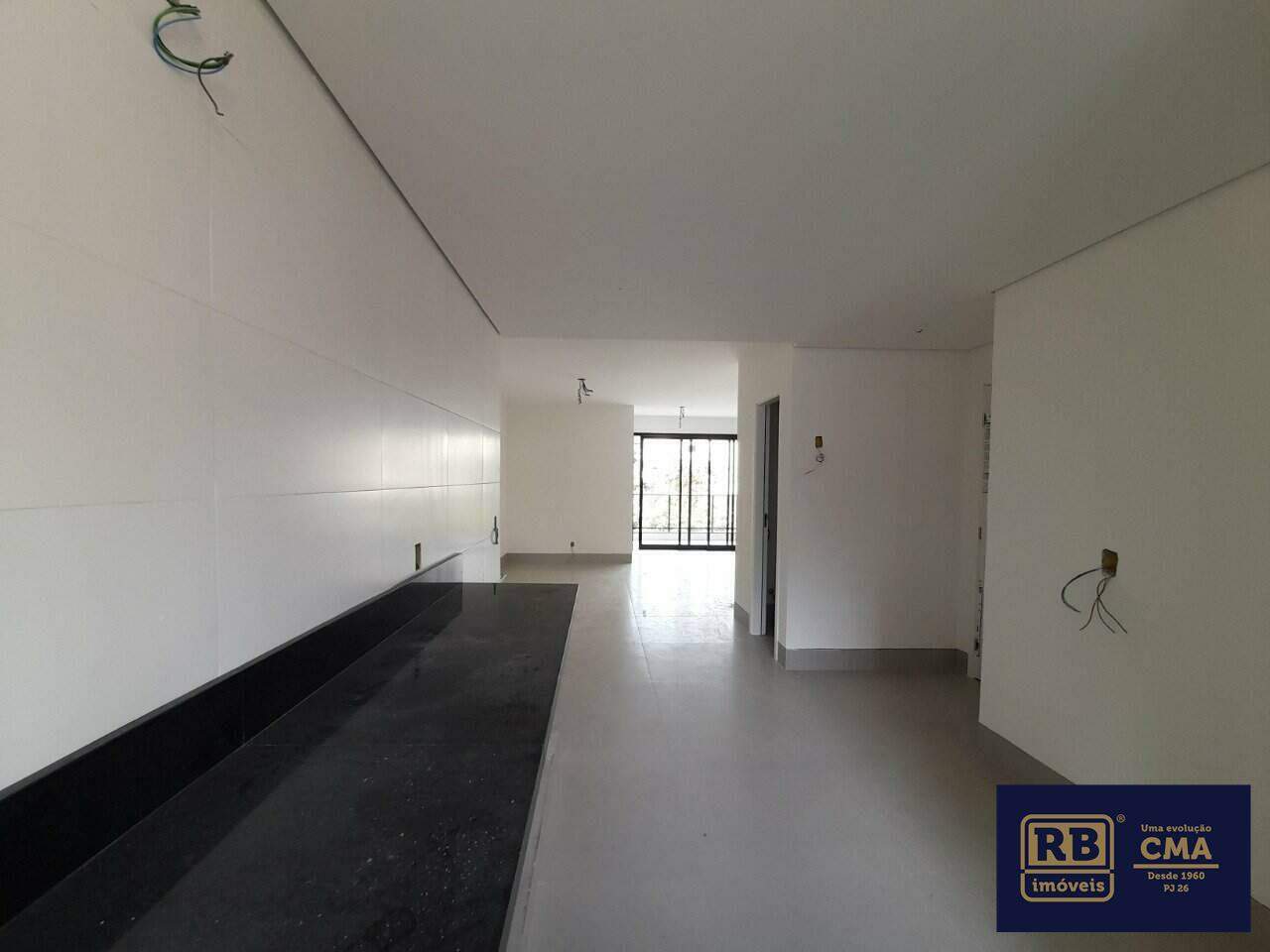 Apartamento à venda com 4 quartos, 142m² - Foto 6