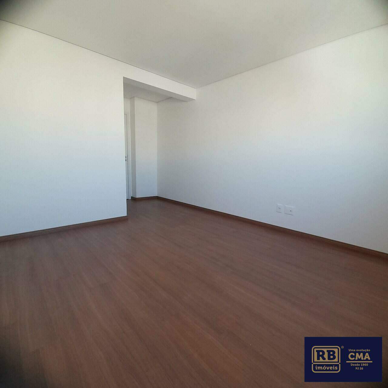 Apartamento à venda com 4 quartos, 139m² - Foto 1