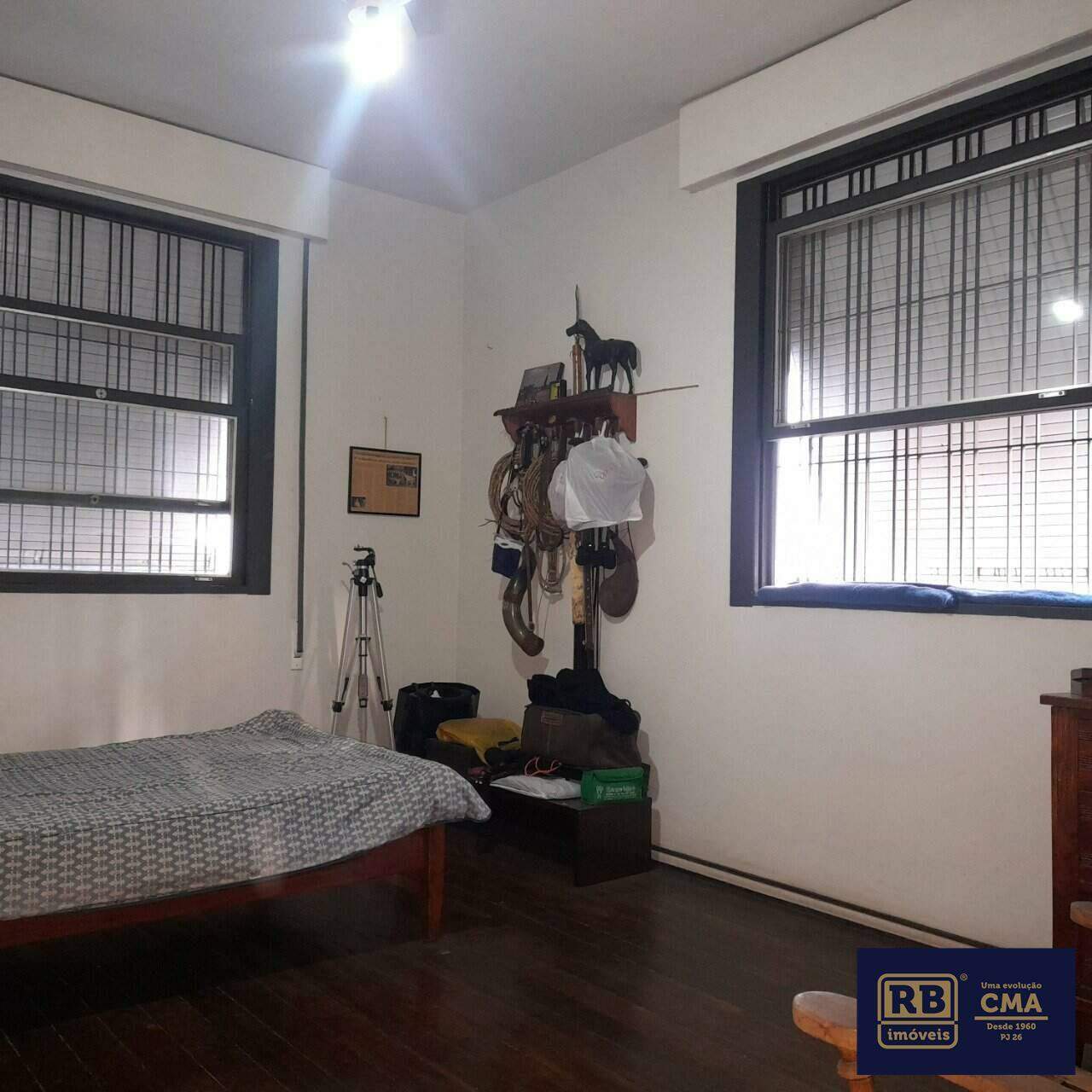 Casa à venda com 5 quartos, 216m² - Foto 15