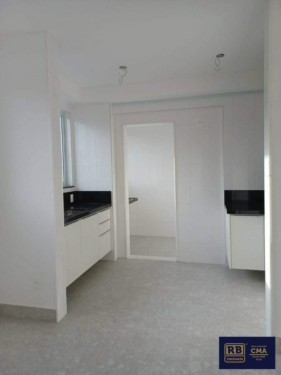 Apartamento à venda com 2 quartos, 66m² - Foto 7