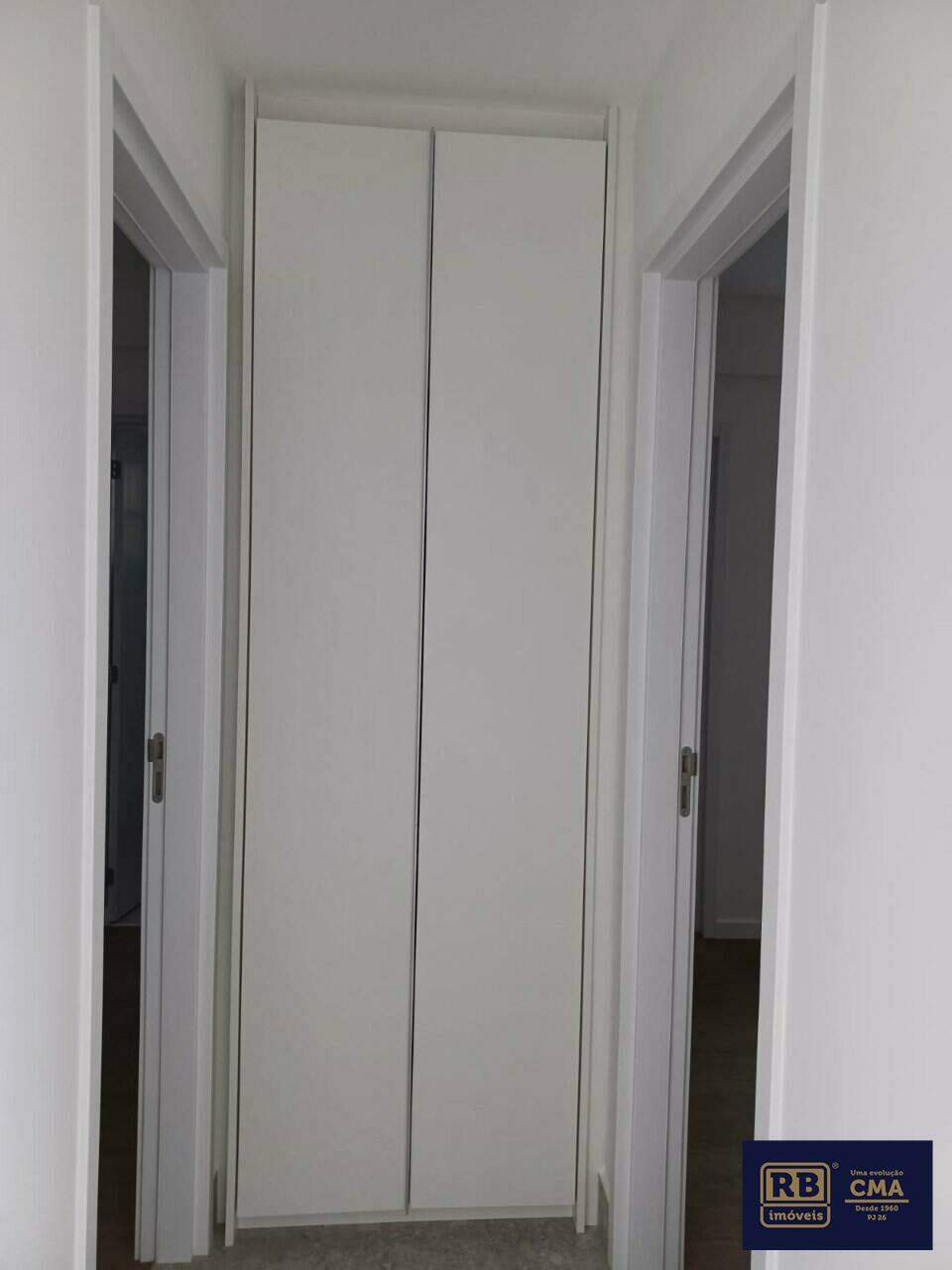 Apartamento à venda com 2 quartos, 66m² - Foto 11