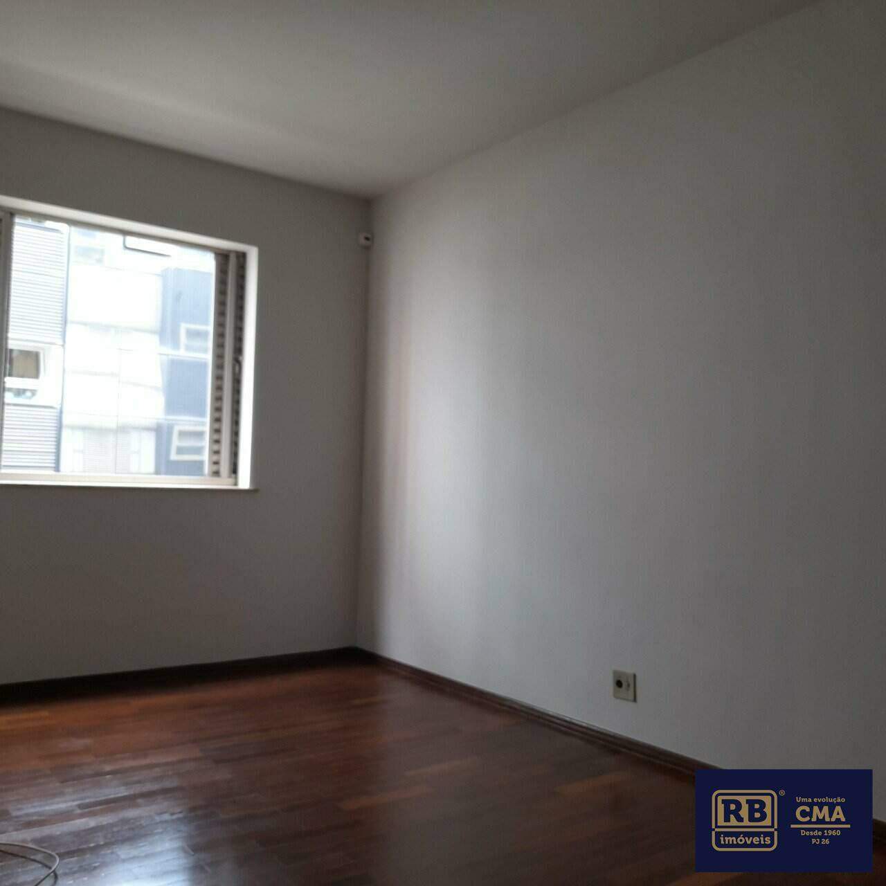 Apartamento à venda com 4 quartos, 155m² - Foto 1