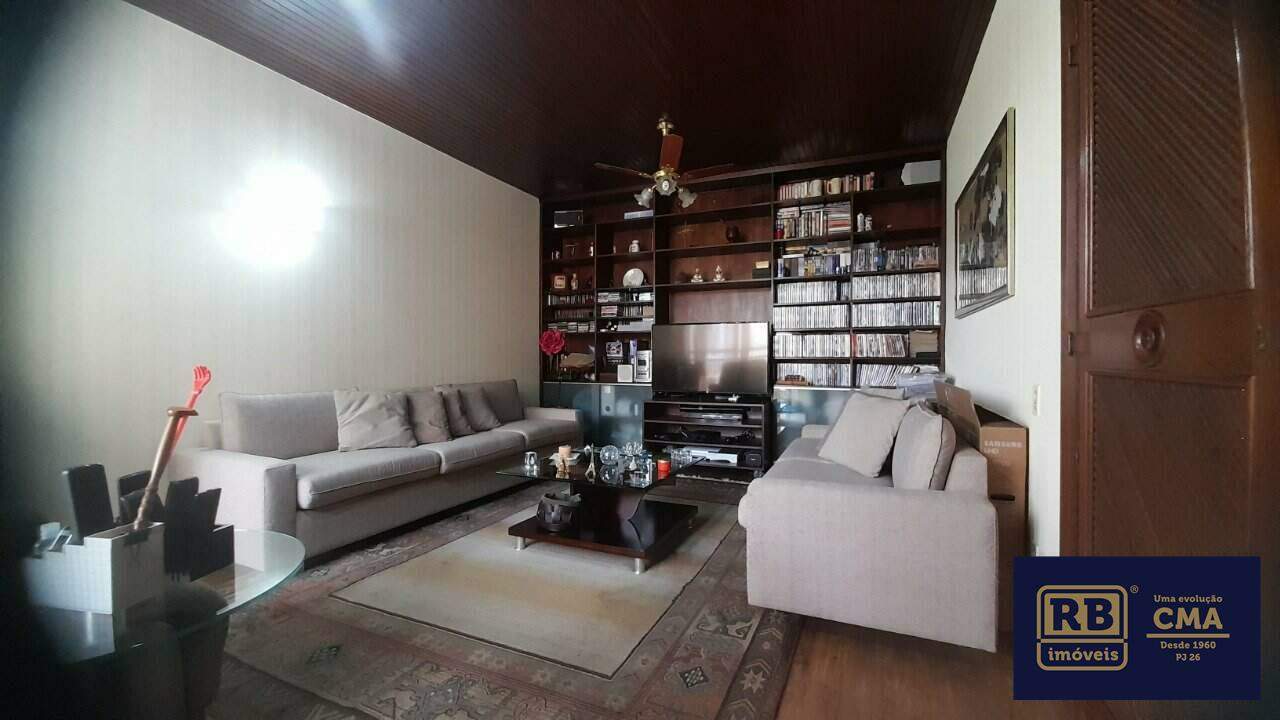 Casa à venda com 4 quartos, 355m² - Foto 2