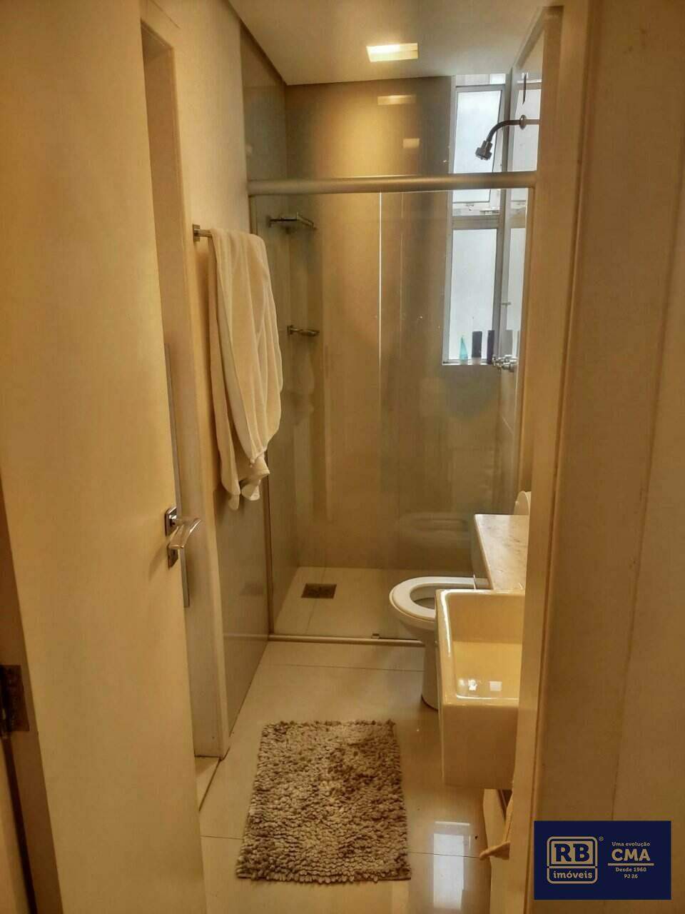 Apartamento à venda com 3 quartos, 185m² - Foto 11