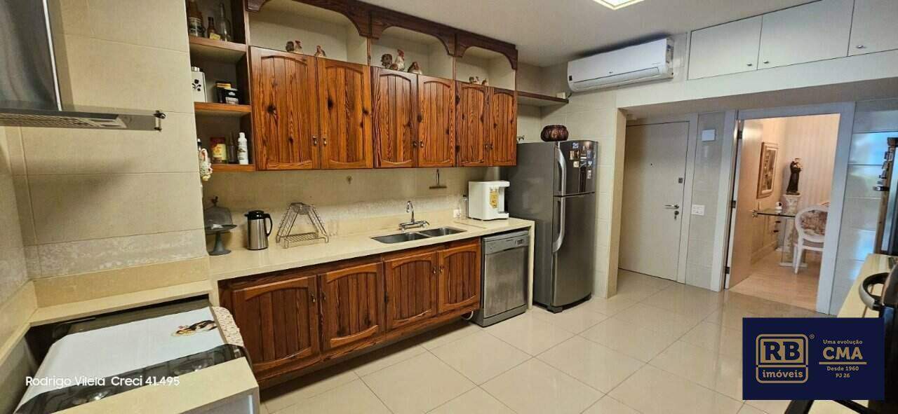 Apartamento à venda com 4 quartos, 320m² - Foto 13